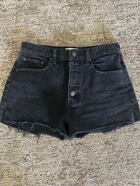 Abercrombie & Fitch Black High-Rise Mom Shorts